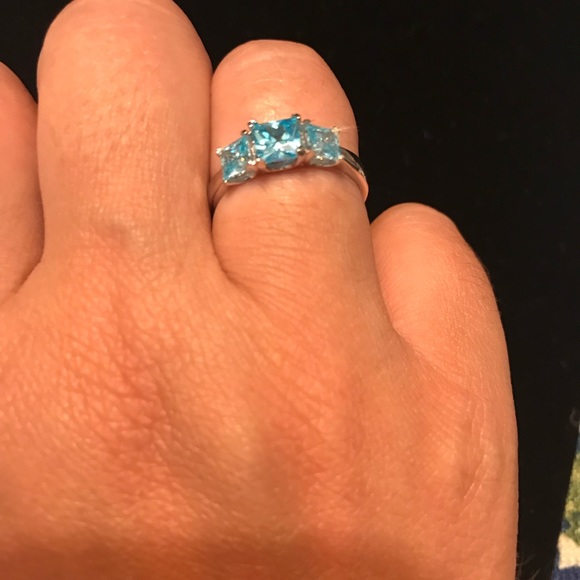 Sterling silver ring - Picture 2 of 7